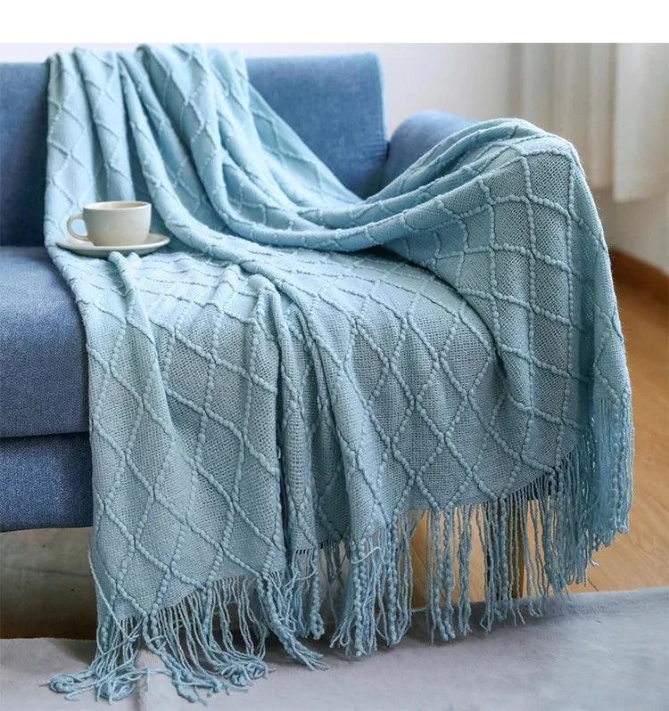 Knitted_Waffle_Blanket_Nordic_Decor_Elegance_-_-4313110 Knitted Waffle Blanket: Nordic Décor Elegance -