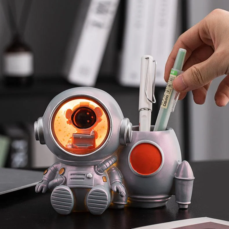LED Astronaut Pen Holder - Homeko