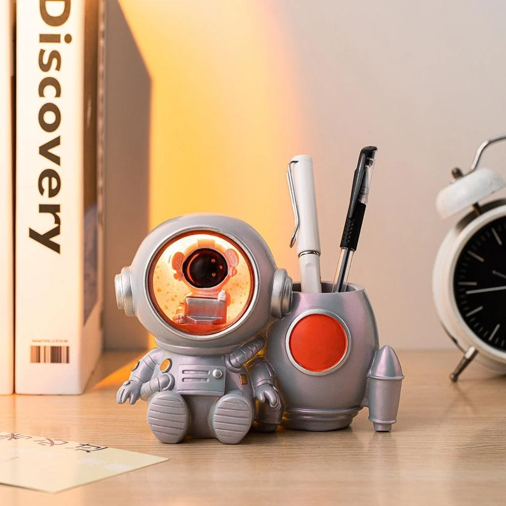 LED Astronaut Pen Holder - Homeko