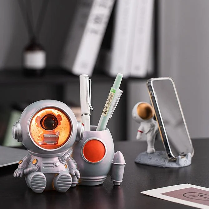 LED Astronaut Pen Holder - Homeko