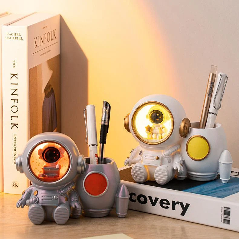 LED Astronaut Pen Holder - Homeko