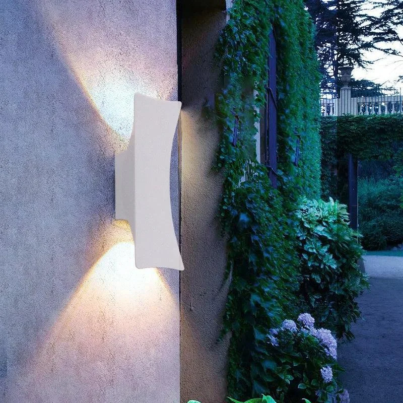 Led-Lights-Moderne-Outdoor-Waterdichte-Wandlampen-Aluminium-Zwart-Wit-Wandlampen-Indoor-Outdoor-Buitenmuur-Verlichtingsarmaturen Led Lights Moderne Outdoor Waterdichte Wandlampen Aluminium Zwart Wit Wandlampen Indoor Outdoor Buitenmuur Verlichtingsarmaturen