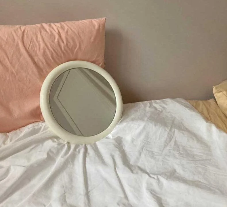 Lenny Retro Round Mirror -