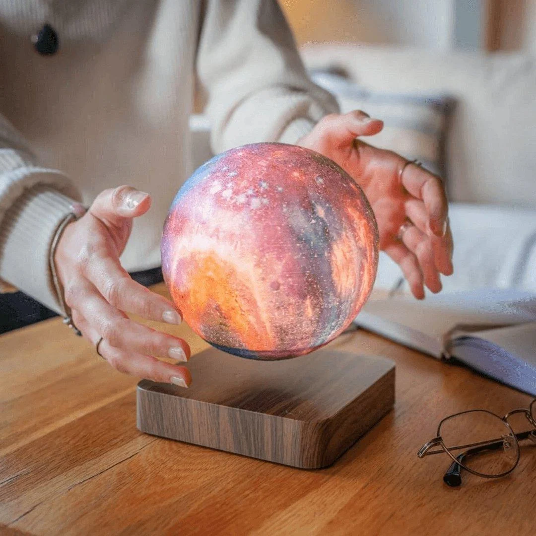 Levitating_Moon_Lamp_-_-4318796 Levitating Moon Lamp -
