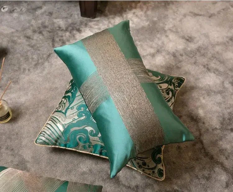 Luxe-Embroidered-Cushion-Cover-Decorfaure-1685704610 Luxe Embroidered Cushion Cover Decorfaure 1685704610