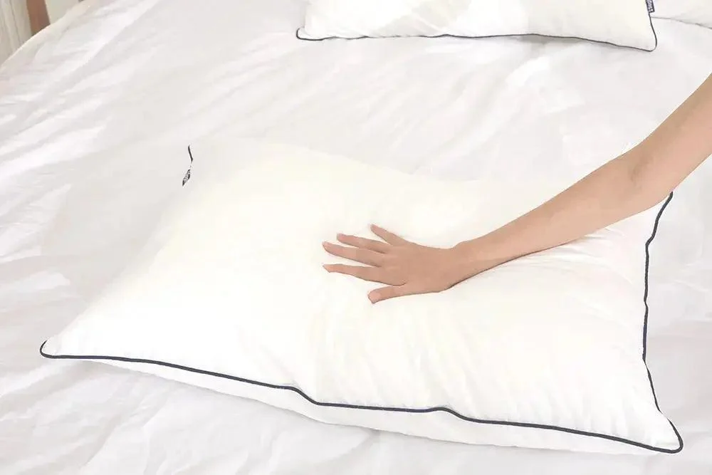 Luxury Hotel Pillow Set Decorfaure 1685706619