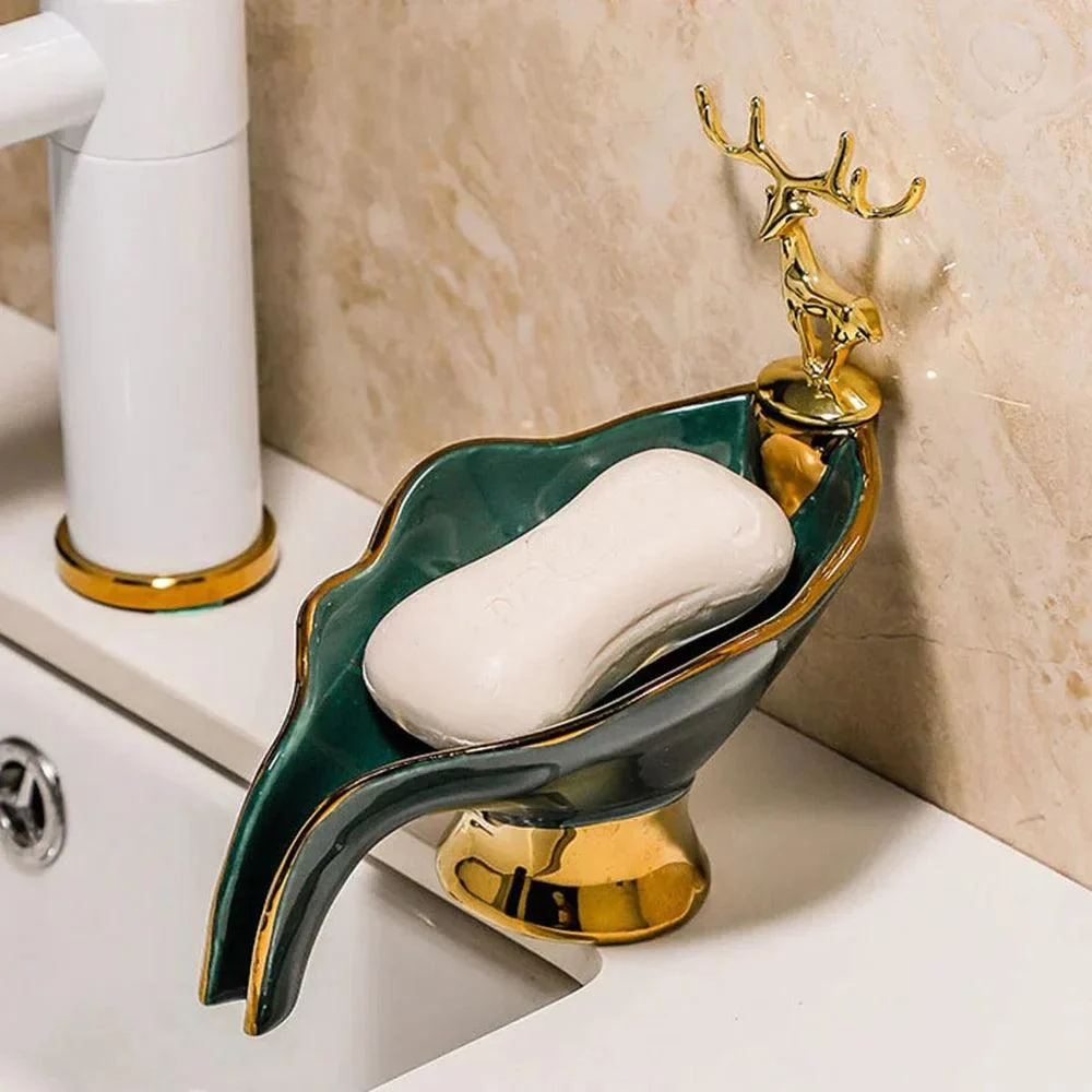 Luxury_Deer_Head_Soap_Dish_Elegant_Bathroom_Accessories_-_-4325033 Luxury Deer Head Soap Dish: Elegant Bathroom Accessories -