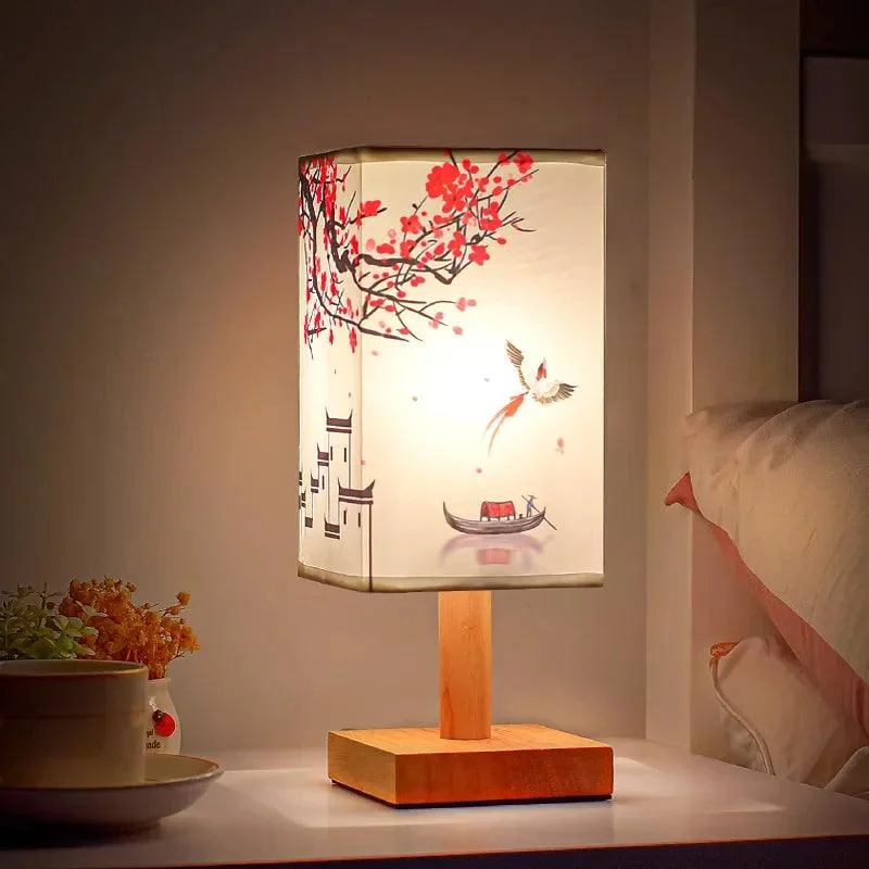 Magnolia Table Lamp: Artistic Retro Style -