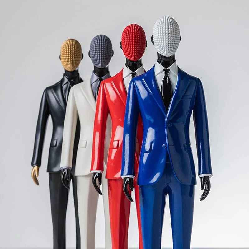 Male_Model_In_Suit_Hand-Carfted_Statue_-_-4328655 Male Model In Suit Hand-Carfted Statue -