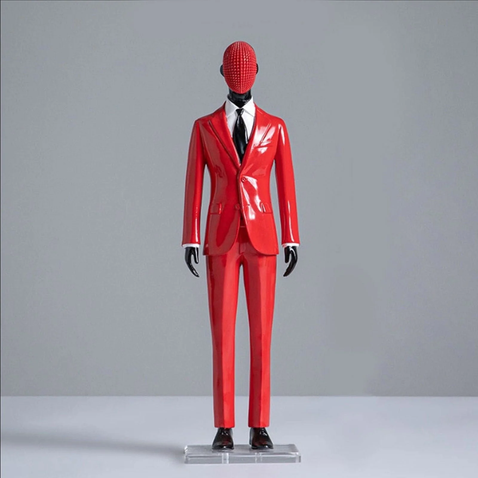 Male_Model_In_Suit_Hand-Carfted_Statue_-_-4328662 Male Model In Suit Hand-Carfted Statue -