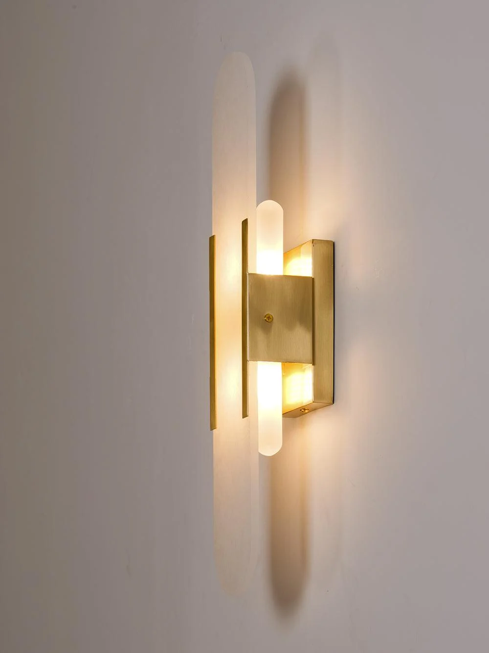 Melange_Elongated_Sconce_102_6858c336-5db4-42df-a6b7-0af9fe9b90c4 Melange Elongated Sconce 102 6858c336 5db4 42df A6b7 0af9fe9b90c4