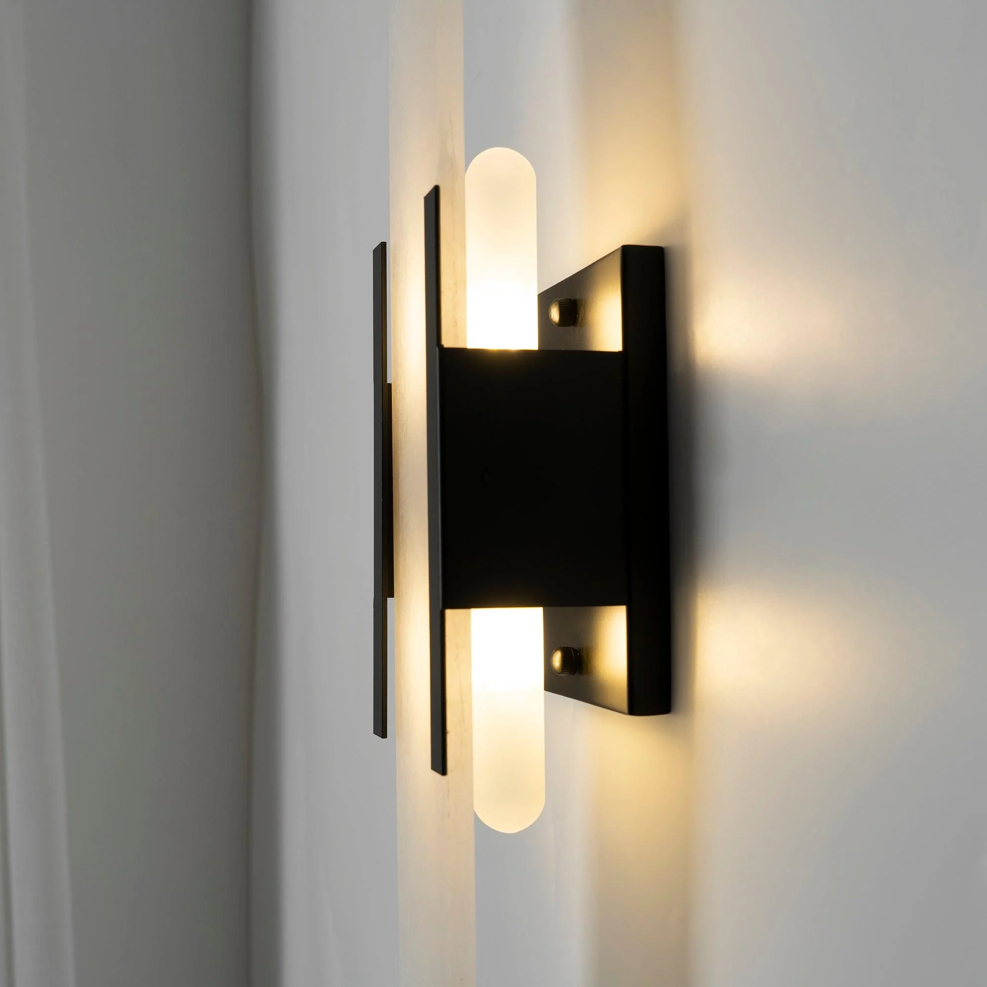 Melange_Elongated_Sconce_3_694c814a-533b-4550-9aba-6fa13b5d2717 Melange Elongated Sconce 3 694c814a 533b 4550 9aba 6fa13b5d2717