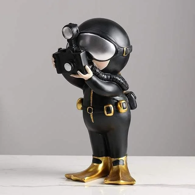 Miniature_Scuba_Diver_Figurine_-_-4336605 Miniature Scuba Diver Figurine -