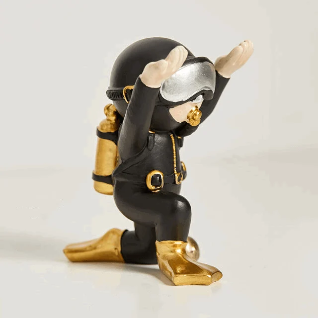 Miniature_Scuba_Diver_Figurine_-_-4336612 Miniature Scuba Diver Figurine -