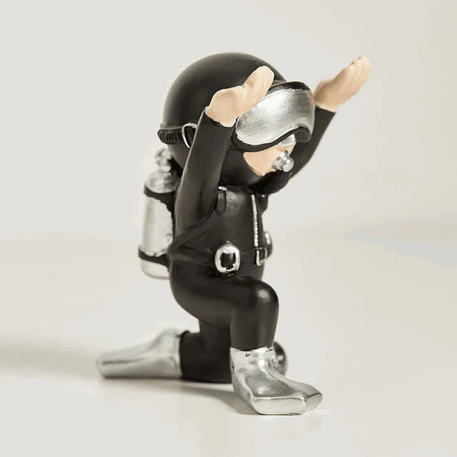 Miniature_Scuba_Diver_Figurine_-_-4336616 Miniature Scuba Diver Figurine -