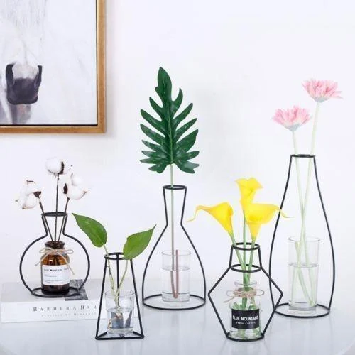 Minimal_Iron_Line_Vase_Holder_-_-4336648 Minimal Iron Line Vase Holder -