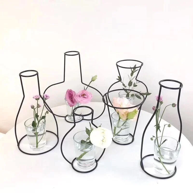 Minimal_Iron_Line_Vase_Holder_-_-4336657 Minimal Iron Line Vase Holder -