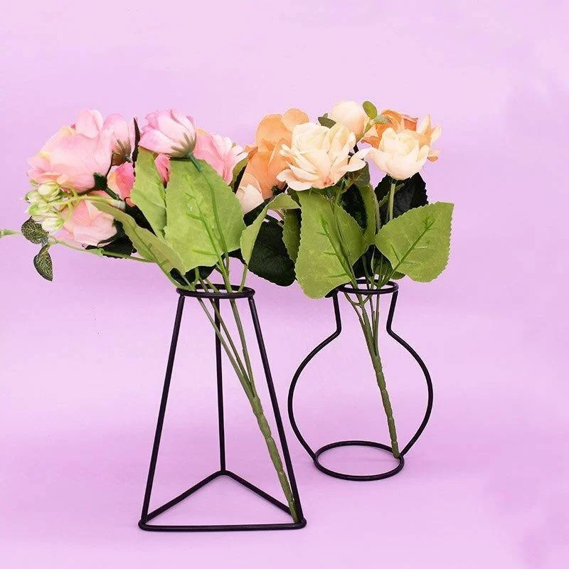 Minimal_Iron_Line_Vase_Holder_-_-4336666 Minimal Iron Line Vase Holder -