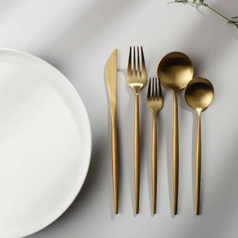 Minimalist Flatware Jazzupco 5 37ef31c6 A61c 40e2 Bc2a 242ef749b042