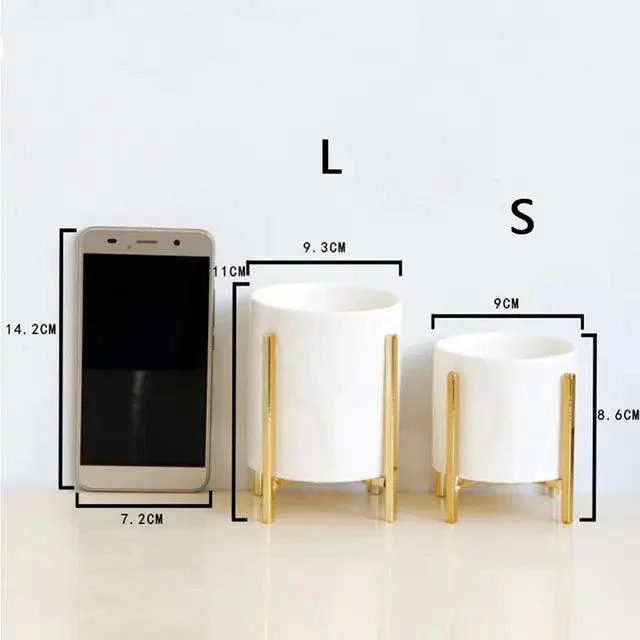 Minimalist_Flower_Planter_with_Metal_Stand_-_-4339043 Minimalist Flower Planter with Metal Stand -