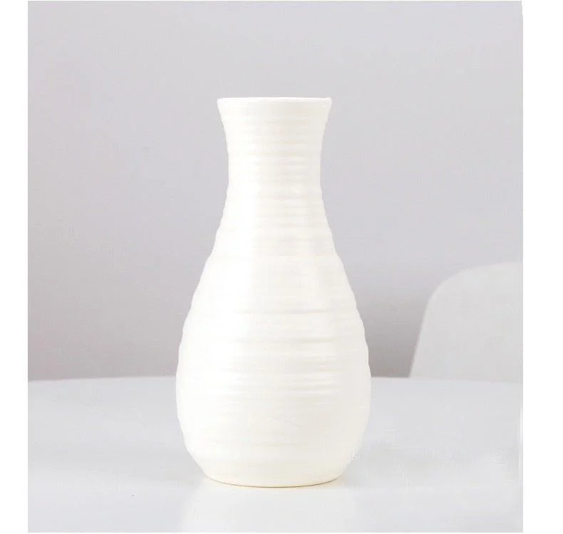 Minimalist_Flower_Vase_-_-4339092 Minimalist Flower Vase -