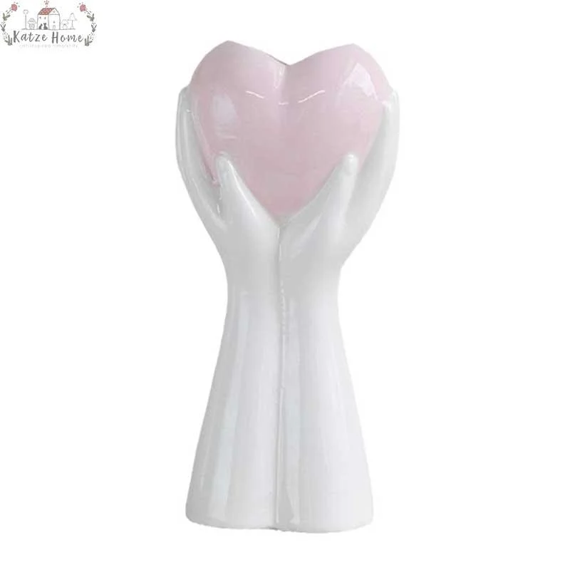 Minimalist_Romantic_Pottery_Holding_Heart_Hand_Vase_-_-4340931 Minimalist Romantic Pottery Holding Heart Hand Vase -