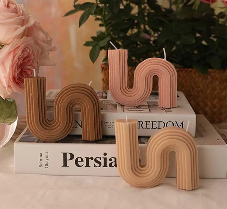 Minimalist_Scented_S_Shaped_Wavy_Candles_-_-4340993 Minimalist Scented S Shaped Wavy Candles -