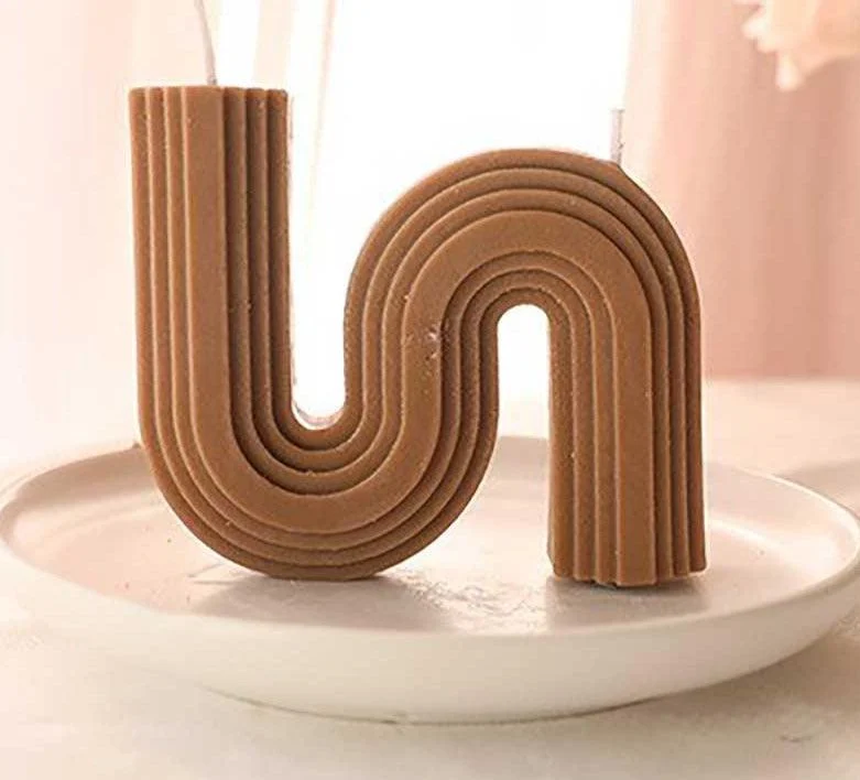 Minimalist_Scented_S_Shaped_Wavy_Candles_-_-4341037 Minimalist Scented S Shaped Wavy Candles -