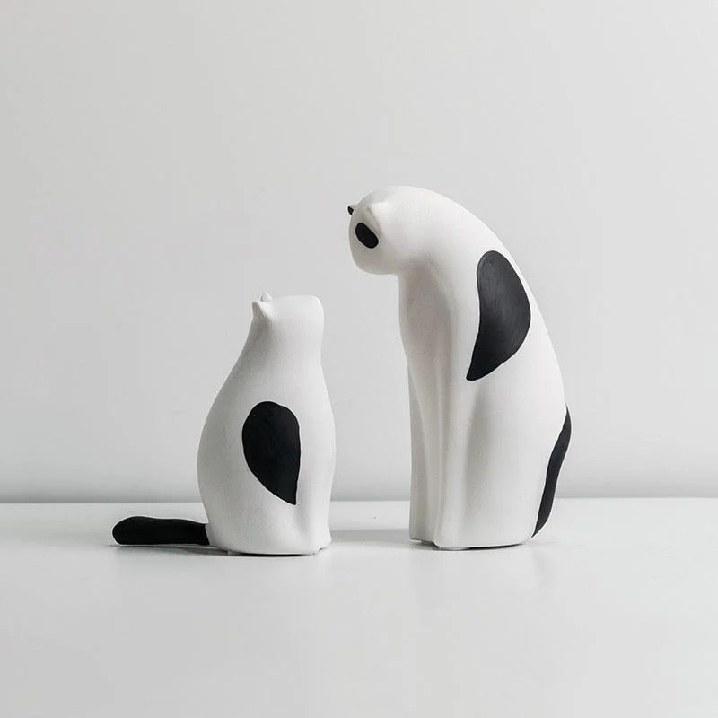 Minimalistic_Sitting_Cat_Sculpture_-_-4342113 Minimalistic Sitting Cat Sculpture -