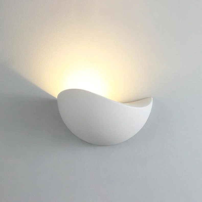 Minimalistsemi-circularLEDwalllampmadeofaluminum-Homeko15 Minimalist semi-circular LED wall lamp made of aluminum - Homeko