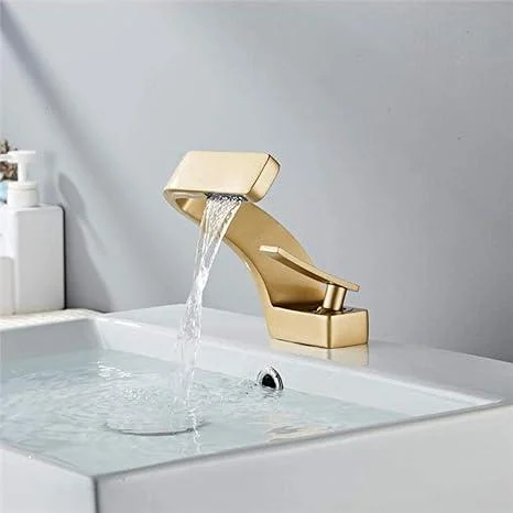 ModernCurvedFaucet-Homeko11 Modern Curved Faucet - Homeko