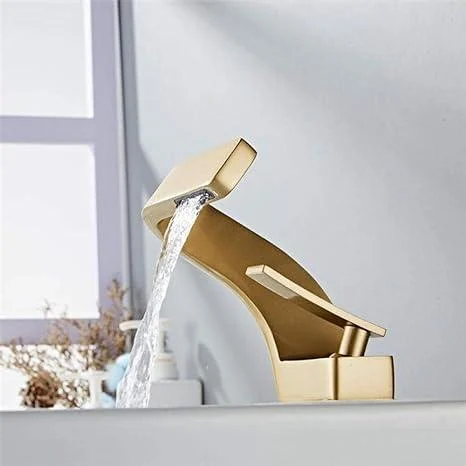 ModernCurvedFaucet-Homeko13 Modern Curved Faucet - Homeko