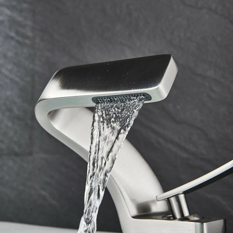ModernCurvedFaucet-Homeko2 Modern Curved Faucet - Homeko