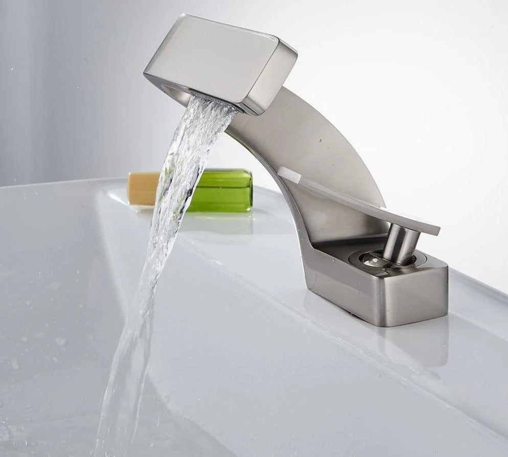 ModernCurvedFaucet-Homeko5 Modern Curved Faucet - Homeko