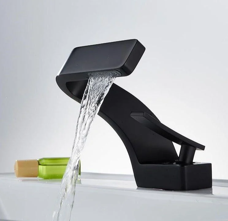 ModernCurvedFaucet-Homeko8 Modern Curved Faucet - Homeko