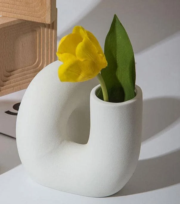 Modern_Art_Ceramic_Hollow_Twisted_Squiggle_Vase_-_-4343536 Modern Art Ceramic Hollow Twisted Squiggle Vase -