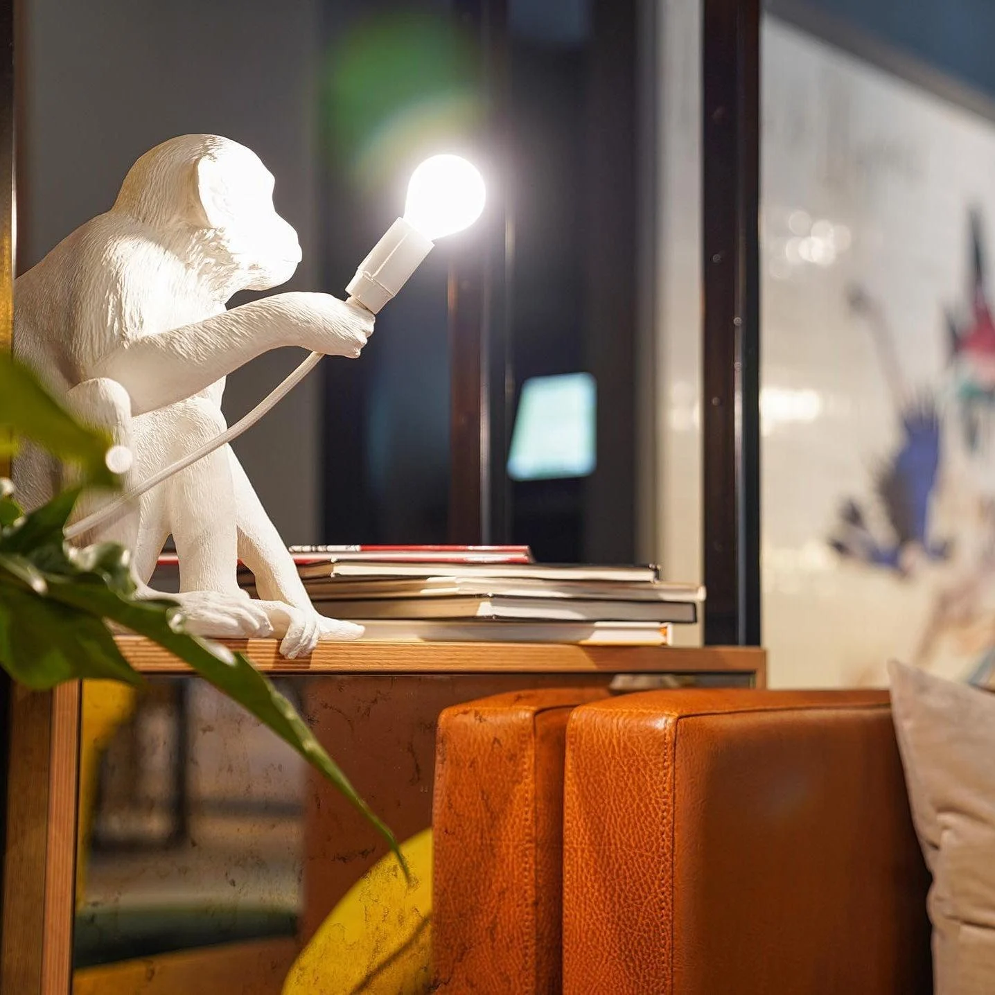 MonkeyTableLamp_30_7ec89e77-2790-43c3-933a-08125e9bf1db Monkeytablelamp 30 7ec89e77 2790 43c3 933a 08125e9bf1db