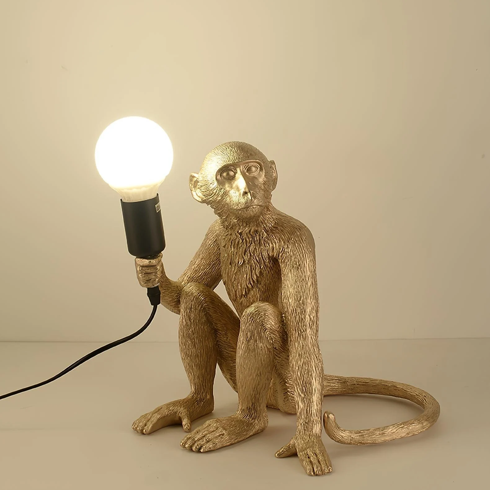 MonkeyTableLamp_75_1 Monkeytablelamp 75 1