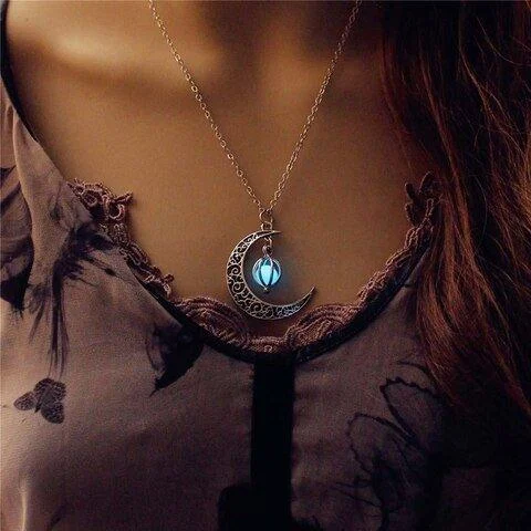Moon_Glow_Necklace_-_-4347538 Moon Glow Necklace -