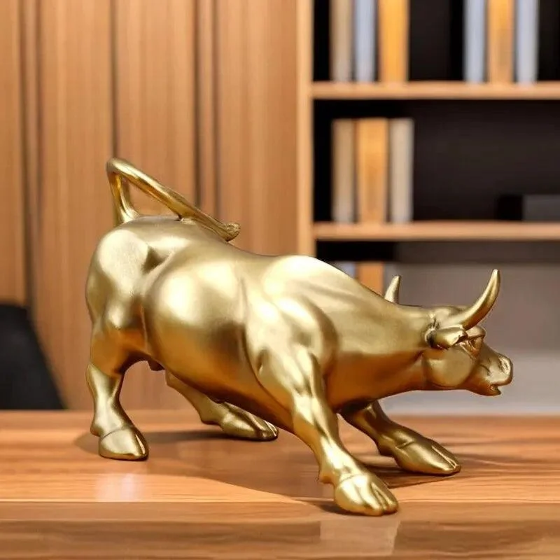 NORTHEUINS-Wall-Street-Bull-Market-Resin-Ornaments-Feng-Shui-Fortune-Statue-Wealth-Figurines-For-Office-Interior_668110c3-1c4c-4b85-86ad-88d040e1c58f ToroElegance - Bull ornaments made of resin - ISTANBULLU LTD