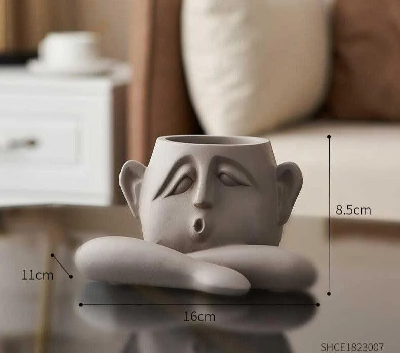 Nordic_Family_Hands_On_Face_Vase_-_-4353419 Nordic Family Hands On Face Vase -