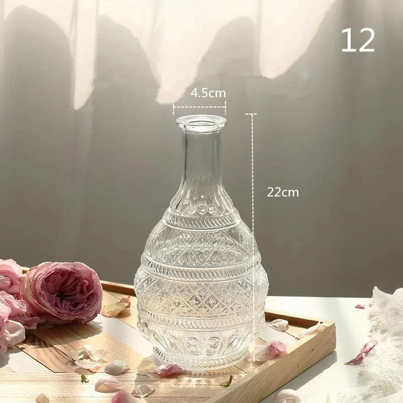 Nordic_Glass_Elegance_Transparent_Vase_for_Stylish_Table_Decor_-_-4354012 Nordic Glass Elegance: Transparent Vase for Stylish Table Décor -