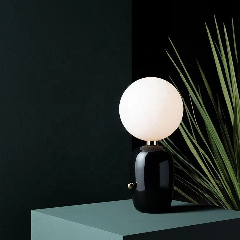Nordic Table Lamp -
