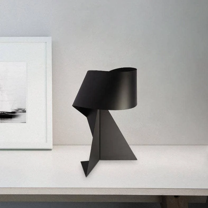 Origami-Inspired_Minimalist_Side_Table_Lamp_Artful_Lighting_-_-4358714 Origami-Inspired Minimalist Side Table Lamp: Artful Lighting -