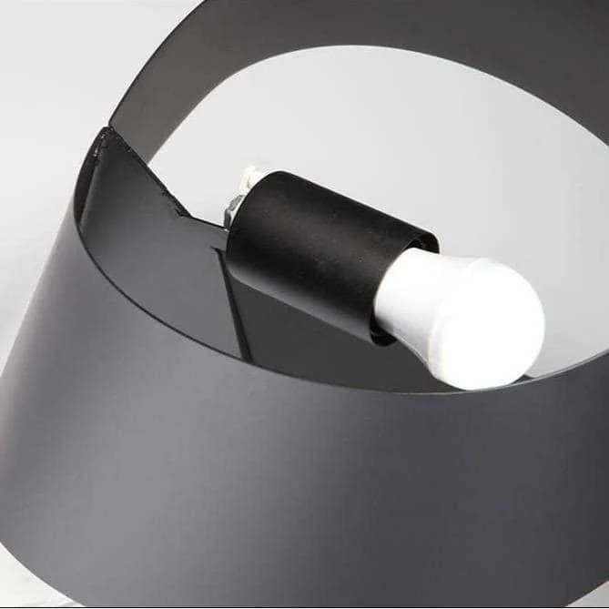 Origami-Inspired_Minimalist_Side_Table_Lamp_Artful_Lighting_-_-4358729 Origami-Inspired Minimalist Side Table Lamp: Artful Lighting -