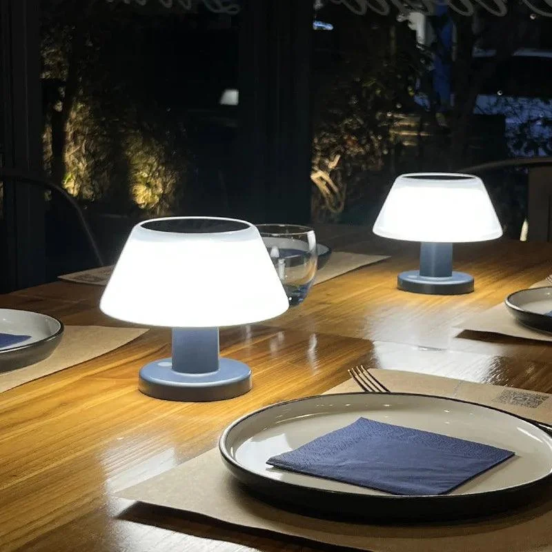 Outdoor-Moderne-Huis-Tuin-Decor-Zonne-Energie-Oplaadbare-Draadloze-Licht-Solar-Led-Tafellamp-Voor-Restaurant_846fea3f-1da9-40e5-b4de-6b3a640a29f9 SunCharge - Rechargeable solar table lamp - ISTANBULLU LTD
