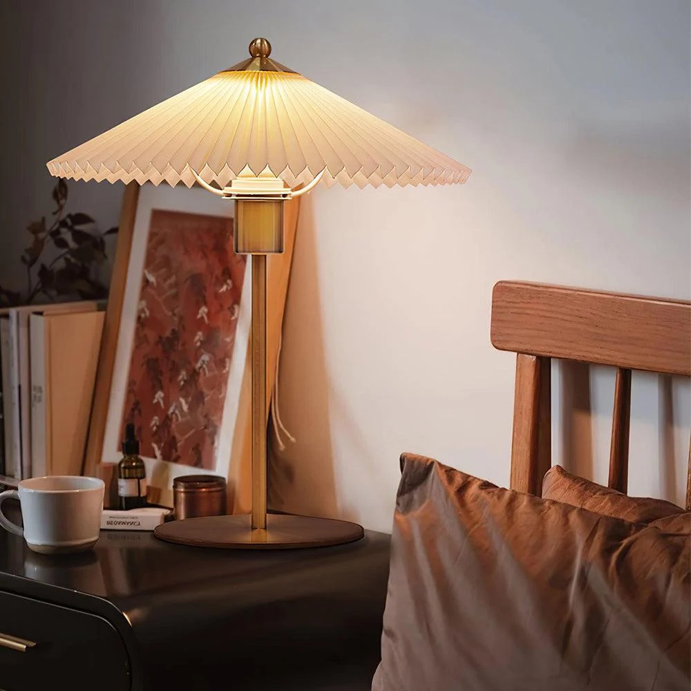 Perla_Pleated_Table_Lamp_11 Perla Pleated Table Lamp 11