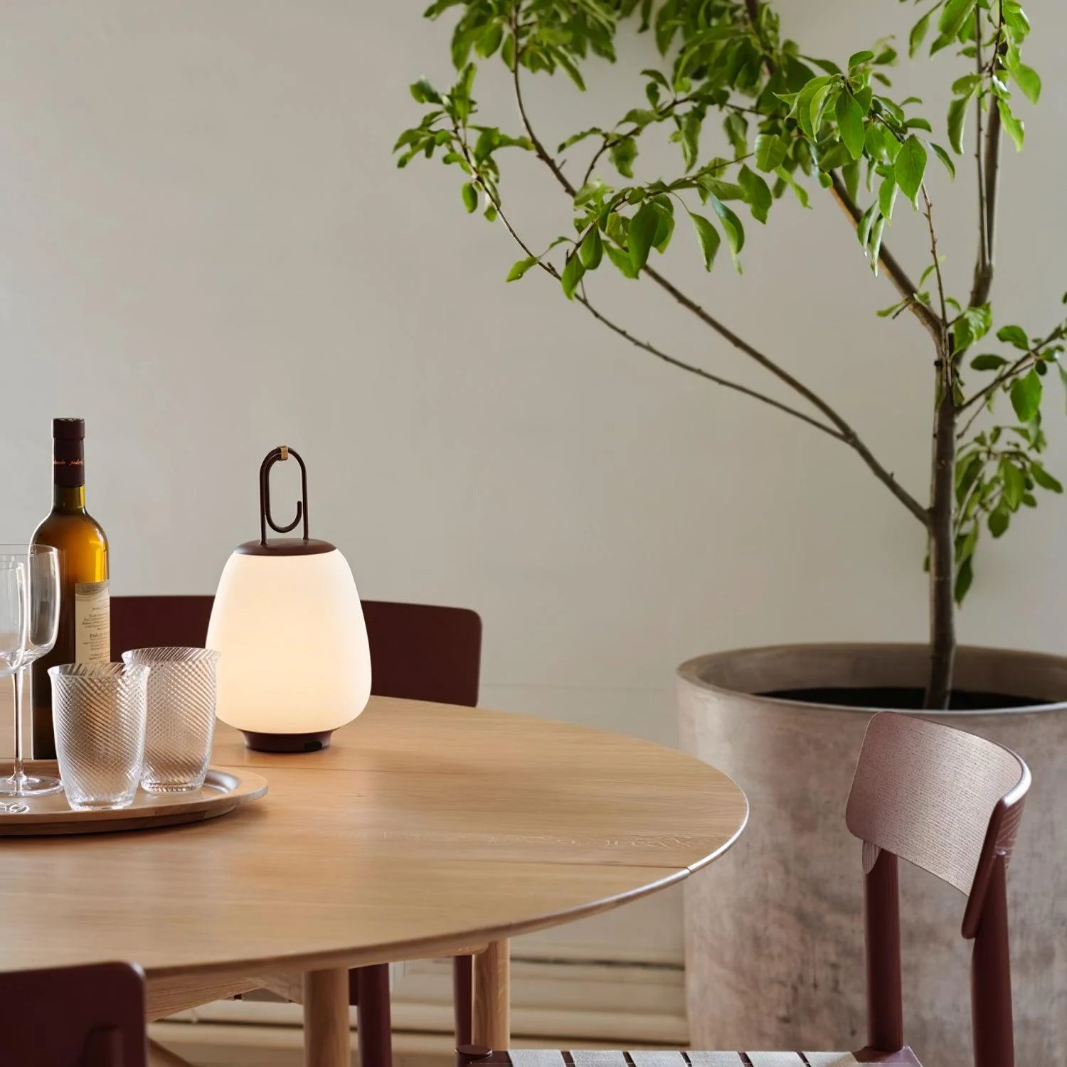 Portable_Lantern_Outdoor_Table_Lamp__3_826faf2a-e690-4238-940e-b9048ae5ee0c Portable Lantern Outdoor Table Lamp 3 826faf2a E690 4238 940e B9048ae5ee0c