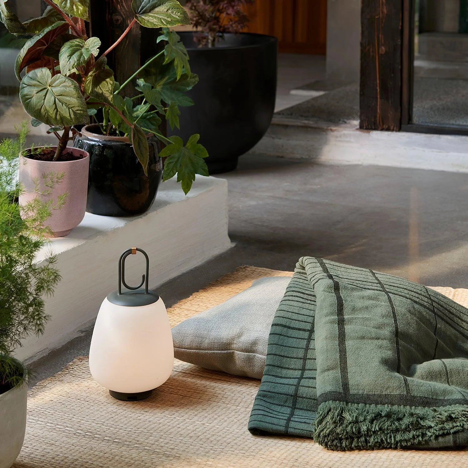 Portable_Lantern_Outdoor_Table_Lamp__42_af79c204-bddf-4f4e-ba23-eeb4e2a117c8 Portable Lantern Outdoor Table Lamp 42 Af79c204 Bddf 4f4e Ba23 Eeb4e2a117c8