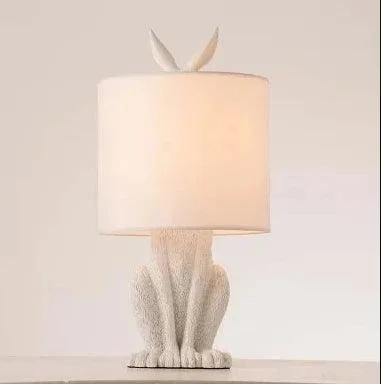 Post-Moderne-Tafellamp-Ontwerp-Tafel-Licht-Gemaskeerd-Konijn-Bureaulamp-Tafel-Tops-Voor-Woonkamer-Slaapkamer-Naast-Lampenkap.png_640x640_5267cb62-7efc-4bb8-be05-a1f3493cbb31 Post Moderne Tafellamp Ontwerp Tafel Licht Gemaskeerd Konijn Bureaulamp Tafel Tops Voor Woonkamer Slaapkamer Naast Lampenkap.png 640x640 5267cb62 7efc 4bb8 Be05 A1f3493cbb31
